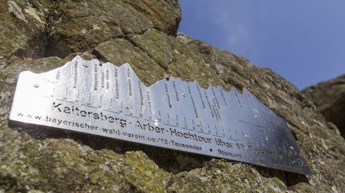 Hinweistafel Kaitersberg-Arber-Hochtour