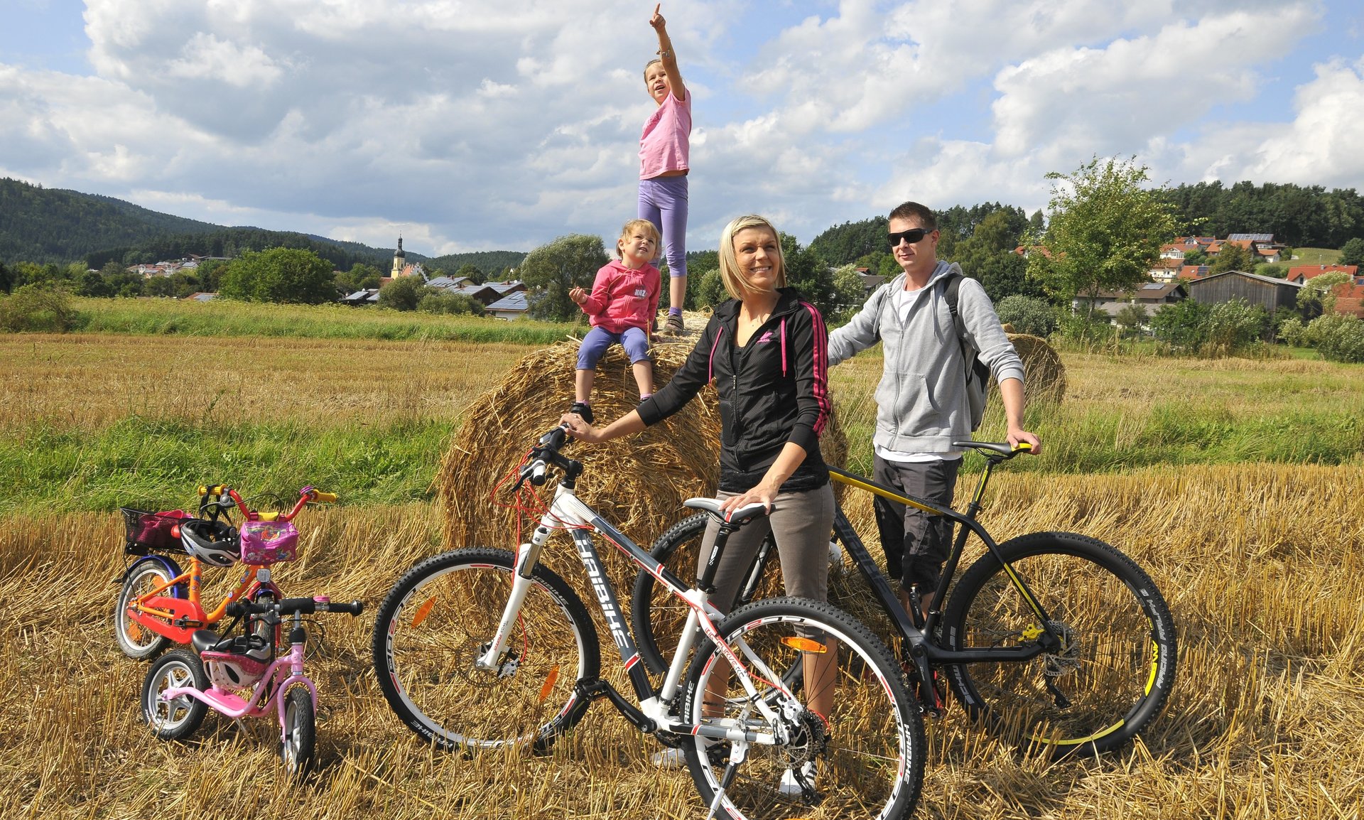 Sommer Familienausflug mit dem Rad bei Blaibach