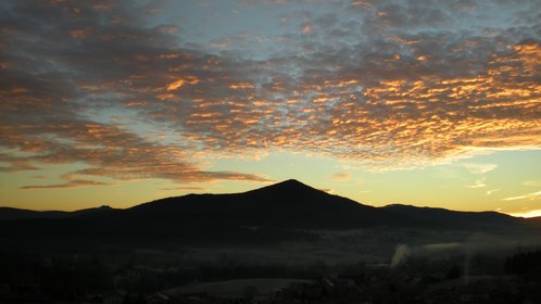 Der Kreuzfelsen im Morgenlicht